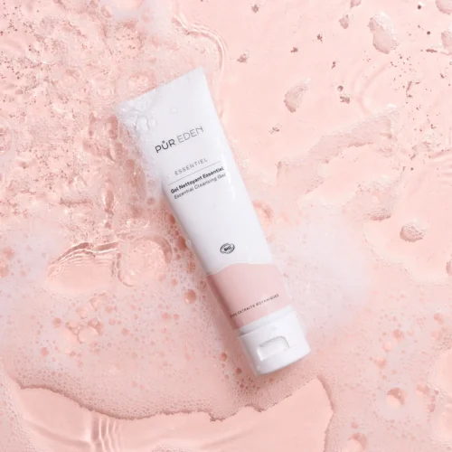 PUR EDEN Gel Nettoyant Essentiel en ambiance avec mousse nettoyante